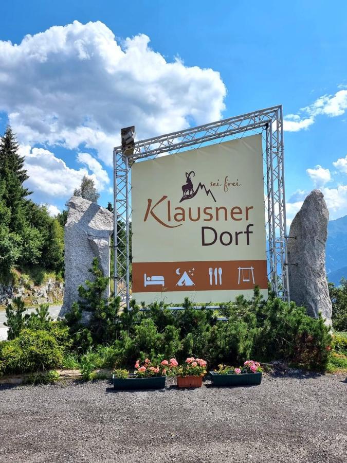 מיטרסיל Klausner Hotel מראה חיצוני תמונה